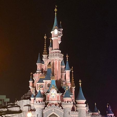 Maison 2 Pieces A 15 Minutes De Disney Appartement Thorigny-sur-Marne Buitenkant foto